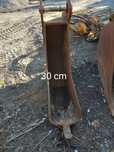 Łyżka kopiąca do koparki wąska 30 cm