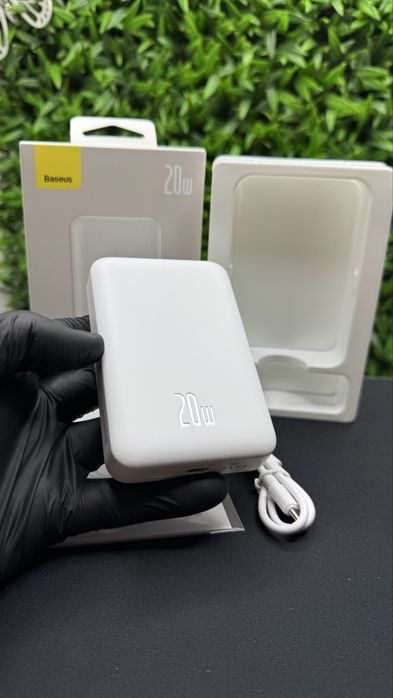 Внешний аккумулятор с беспроводной зарядкой Baseus Magnetic20W10000mAh