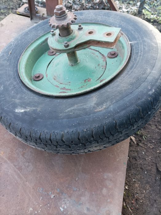 Продам запчастини ЮМЗ