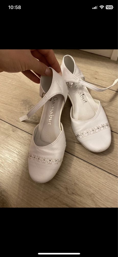 Buty do komunii lub okazję 32