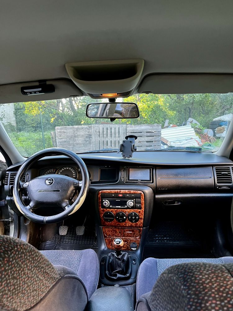 Opel Vectra B 1.6 16V