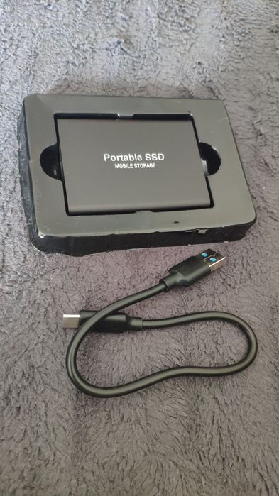 Disco externo 1Tb 
Entrego em mãos na zona de S