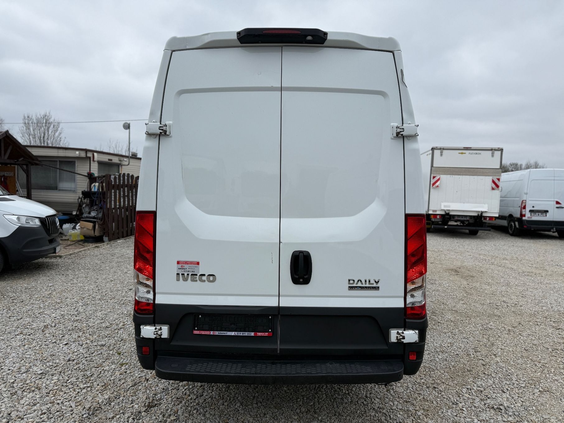 Iveco 2021/Daily 35-140 A8V/MAXI/ Automat Hi-Matic/full LED reflektory/Klima/PDC/tempomat/fotel comfort  77.900 zł netto