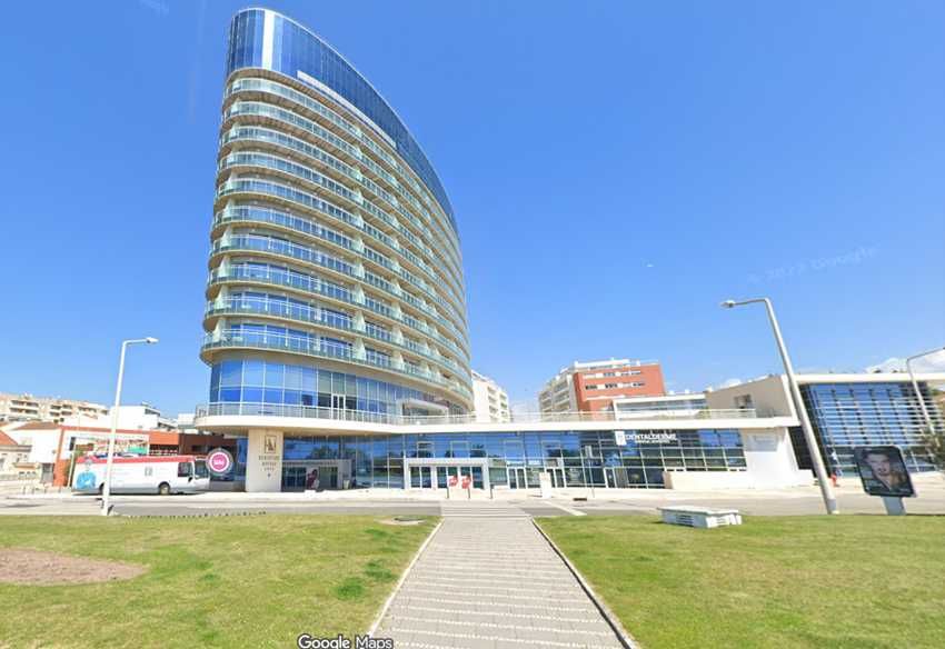 Loja Nova - Arrendar - Figueira da Foz (Oásis - vista mar)