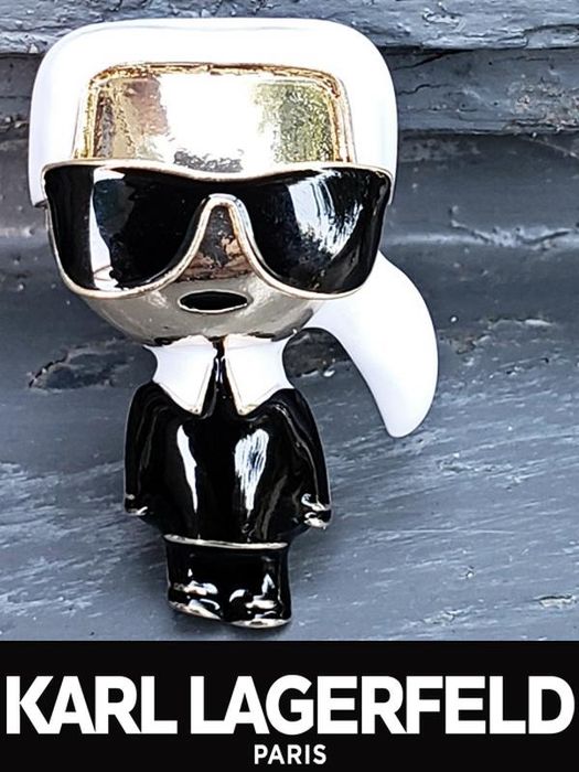 Брошка значок Karl Lagerfeld оригінал
