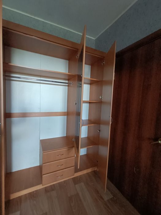 Шафа, самовивіз, можлива доставка в розібраному вигляді