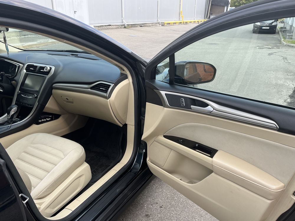 Продам FORD FUSION 2014