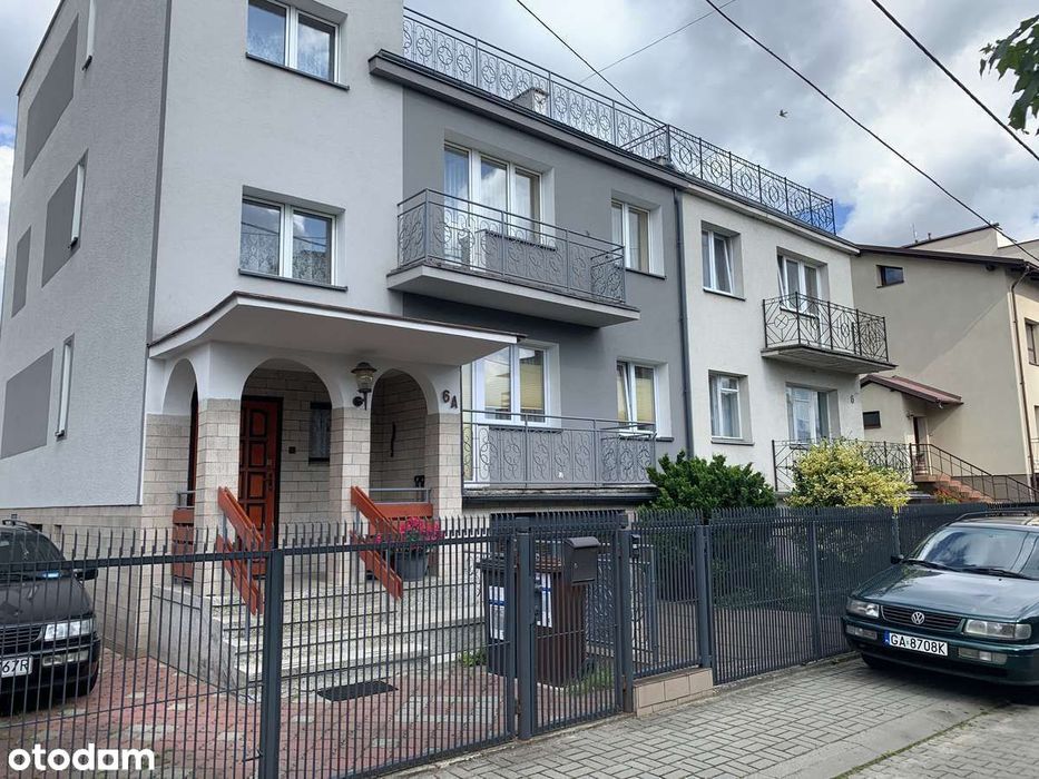 Okazja inwestycyjna. Dom z trzema niezależnymi mieszkaniami