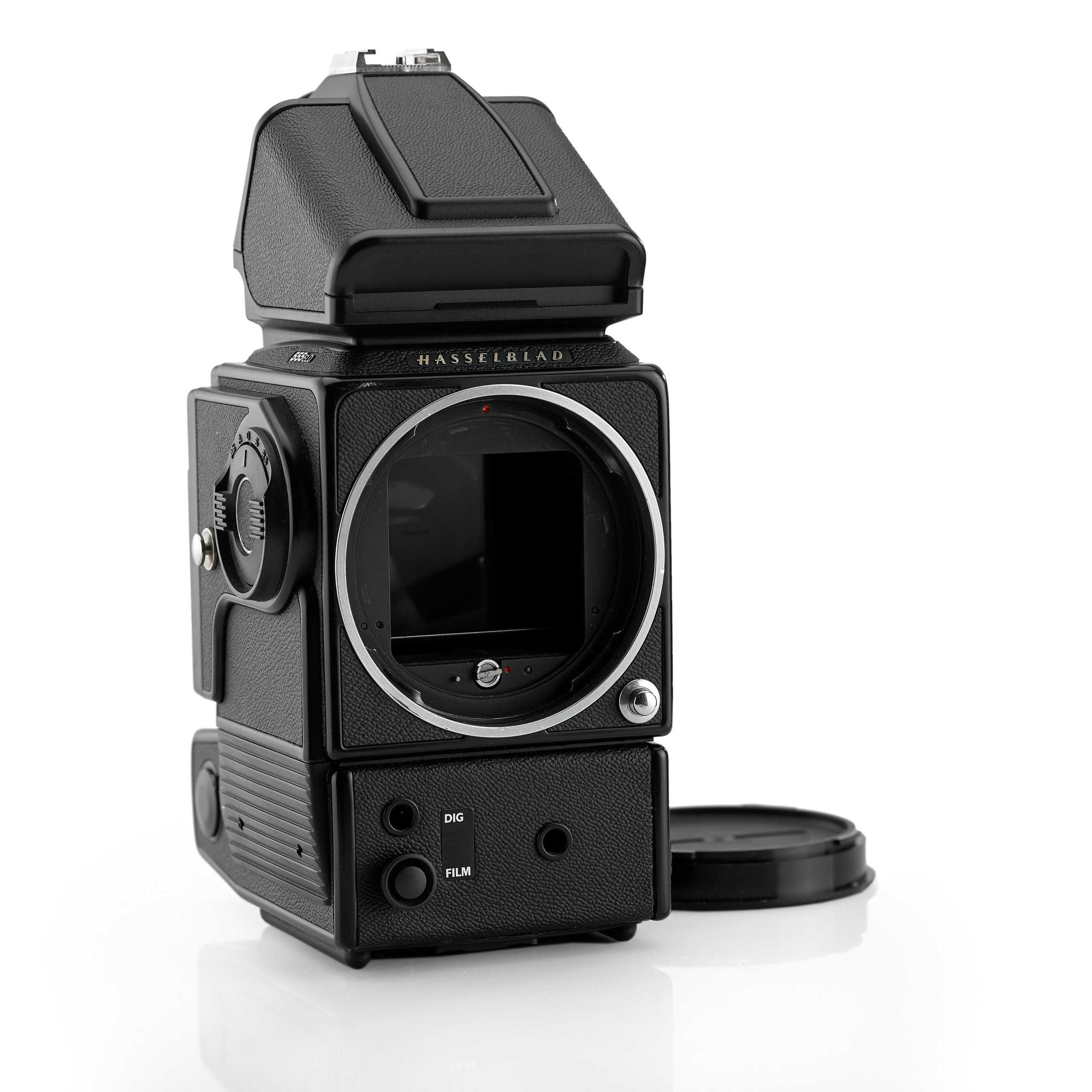 Aparat Hasselblad 555 ELD z pryzmatem PM5.