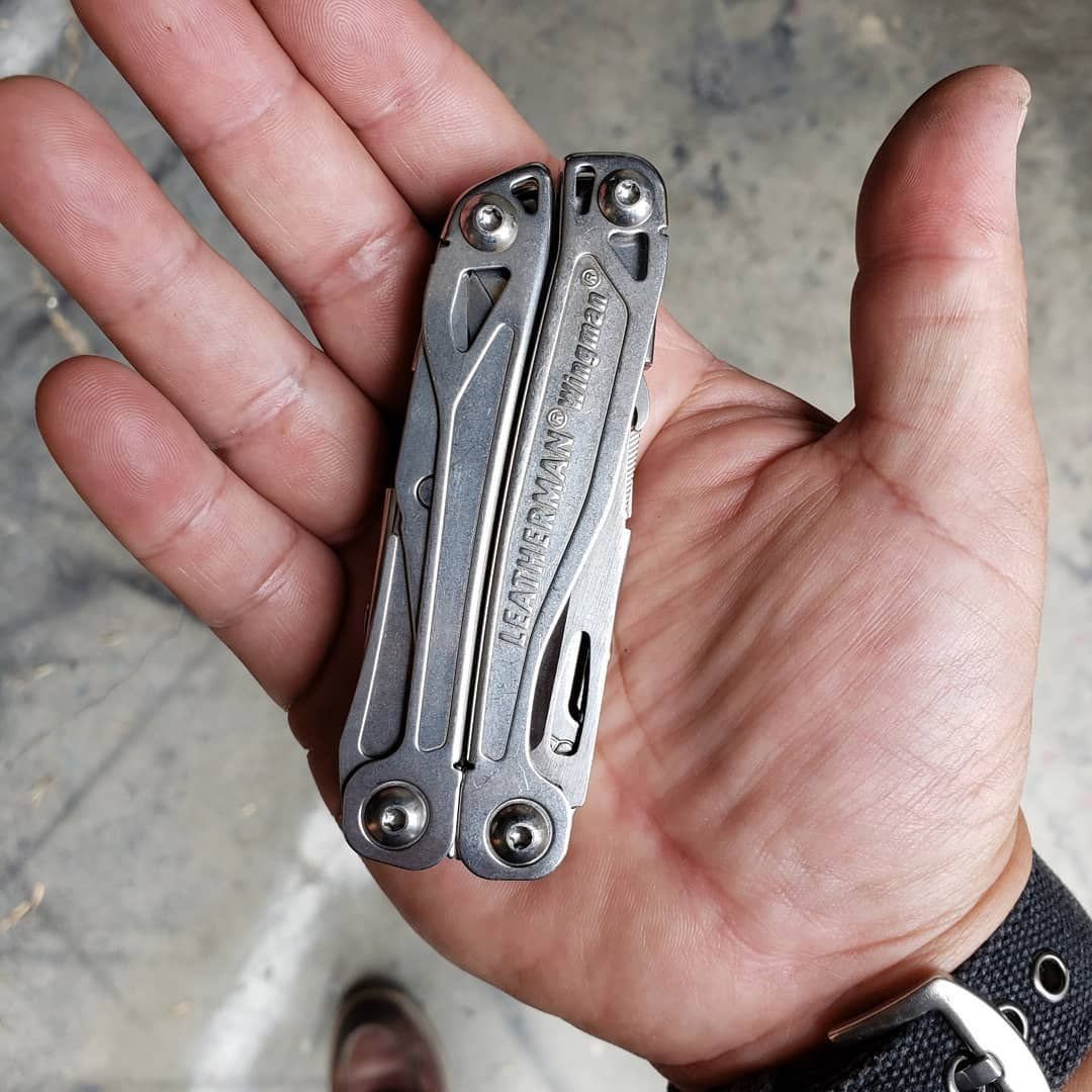 Мультитул Leatherman Wingman, синтетичний чохол 832523