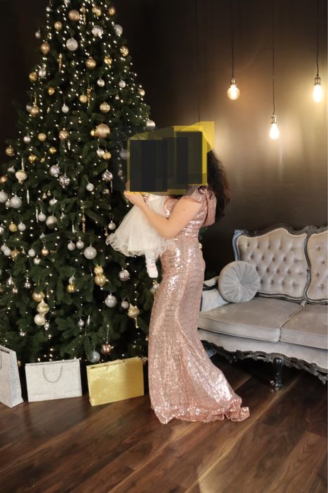 Сукня на подію, фотосесію, корпоратив. Розмір S, M. З шлейфом.