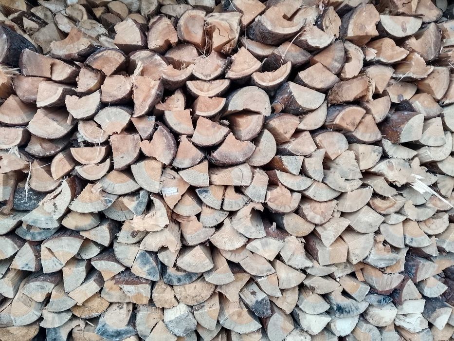 Drewno opałowe suche
