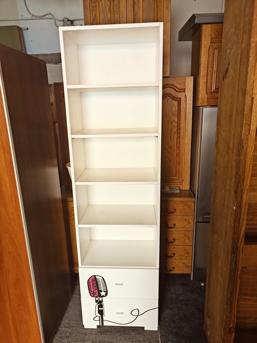 Słupek meblik music i Białe biurko do odświeżenia Warszawa