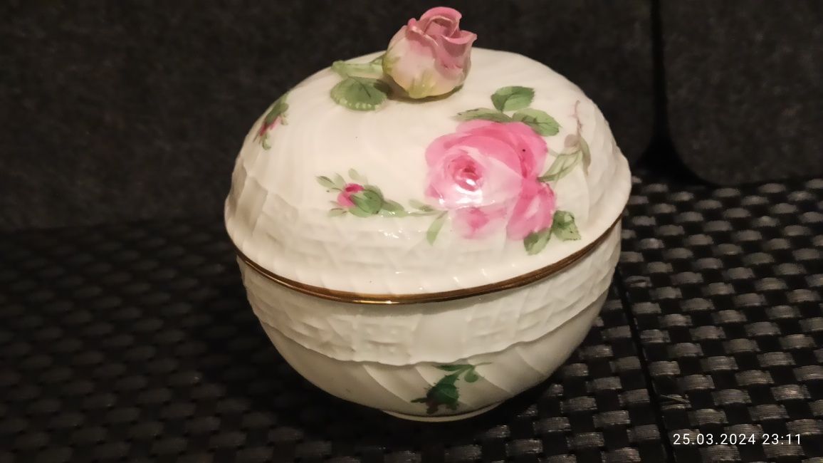 Porcelana MEISSEN Królewska Manufaktura Porcelany MIŚNIA Garnitur Róża