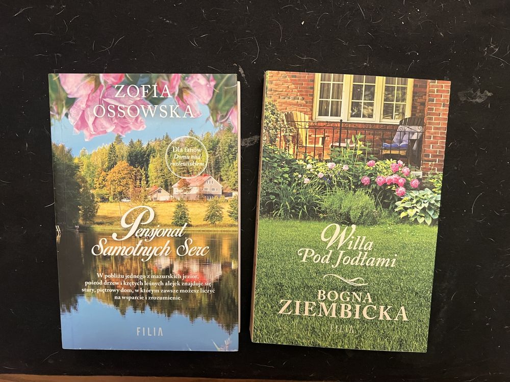 Książki „Bo nadal cię kocham”; „Pierwsze wesele”;