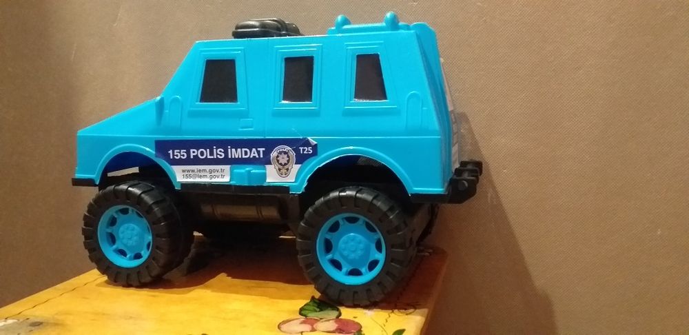 Машина Поліцейська