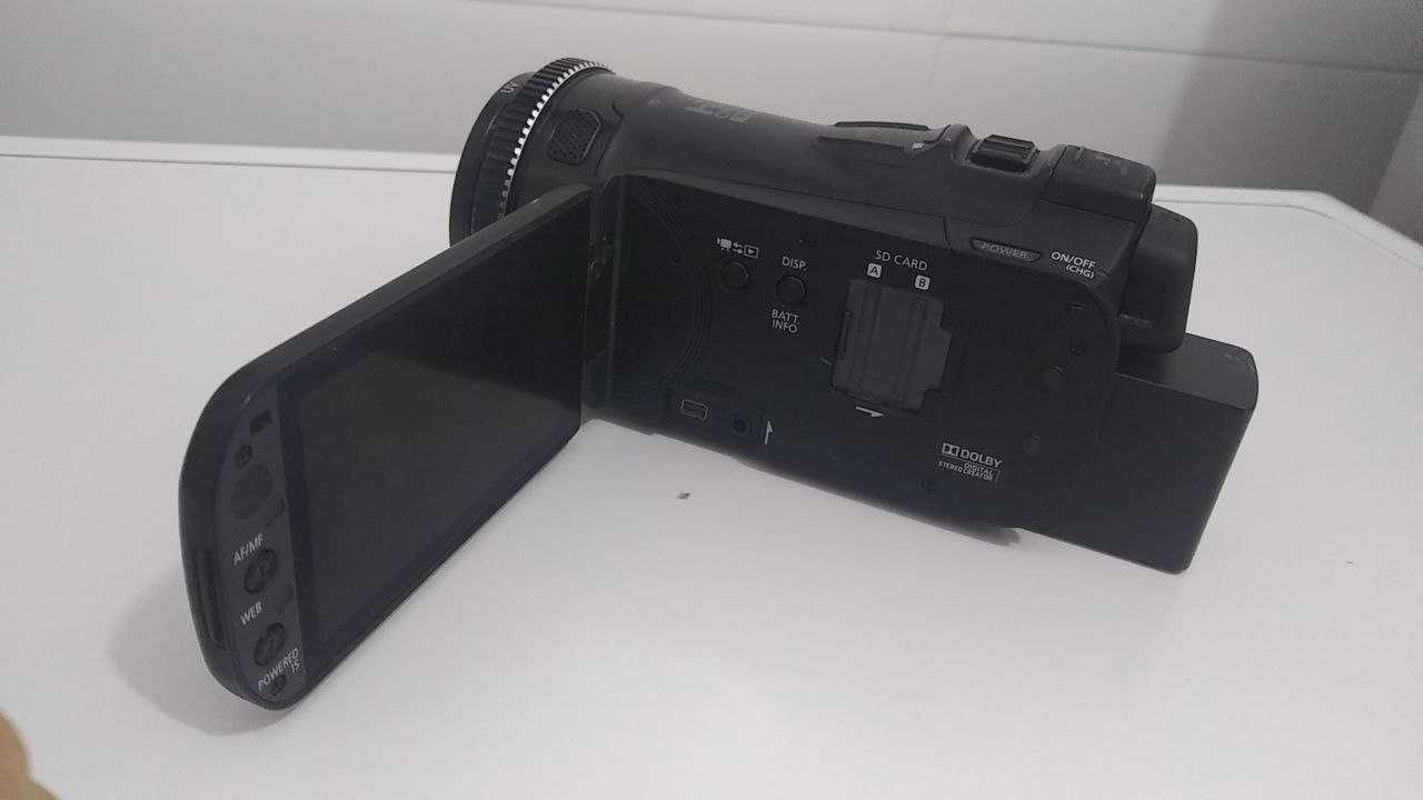 Відеокамера Canon legria HF G10