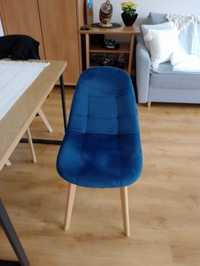 Krzesła z weluru (4 sztuki)