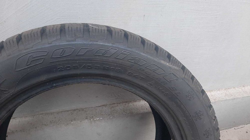 Продам резину состояние новой