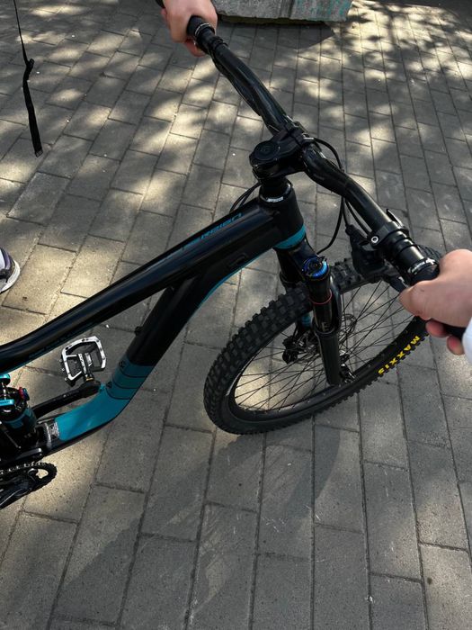 Продам терміновоДвохпідвіс giant reign 2 2015