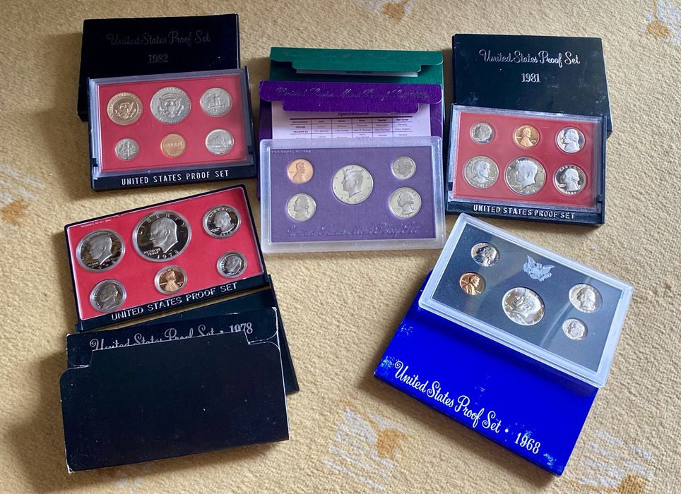 Монети США UNC  (долари, квотери, центи)