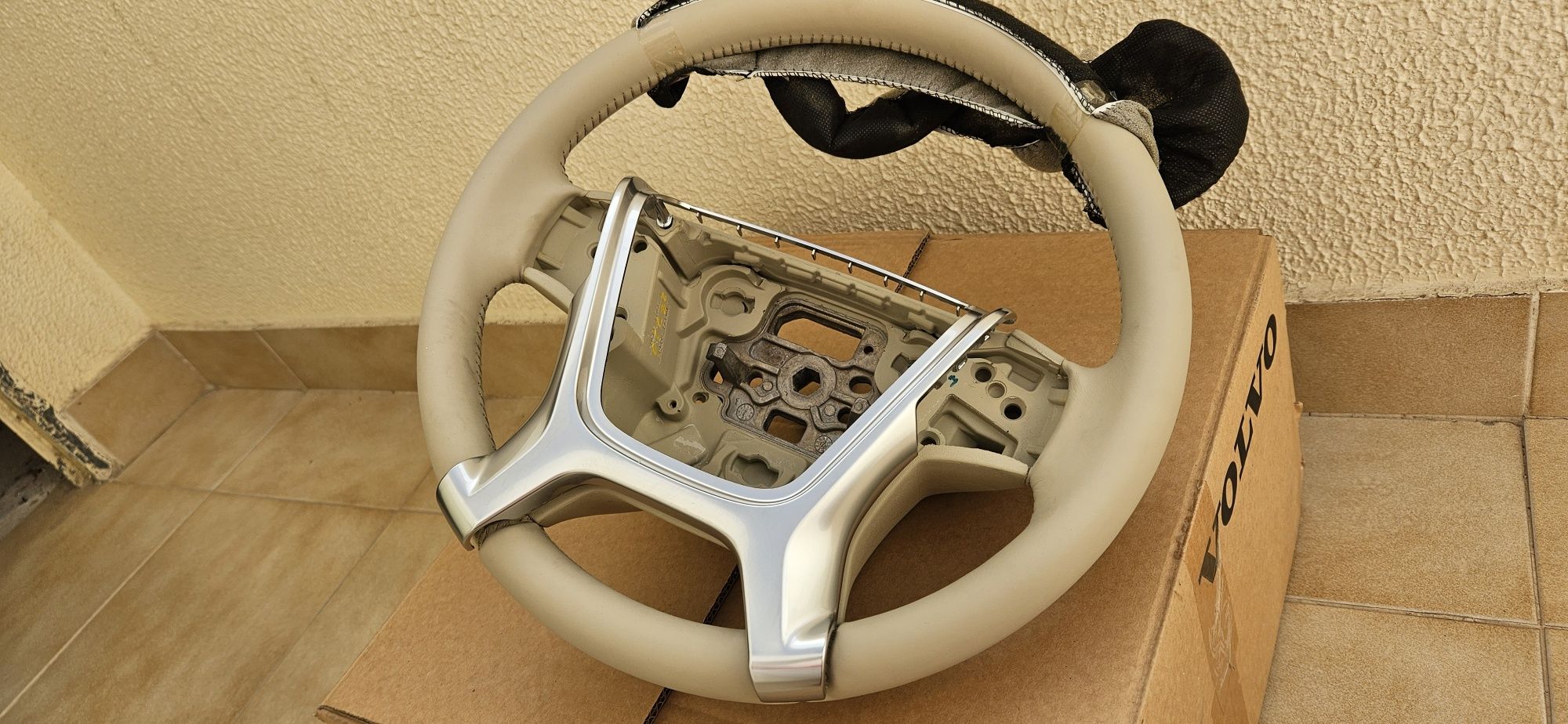 Volante e chapaleira Volvo