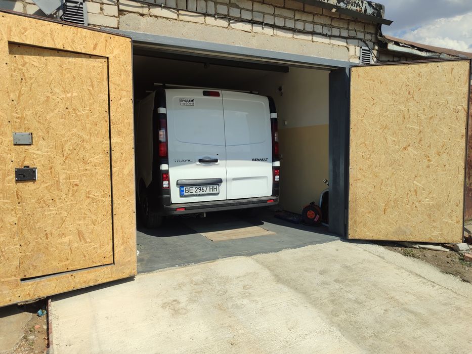 Гараж а/к Металлург под  микроавтобус