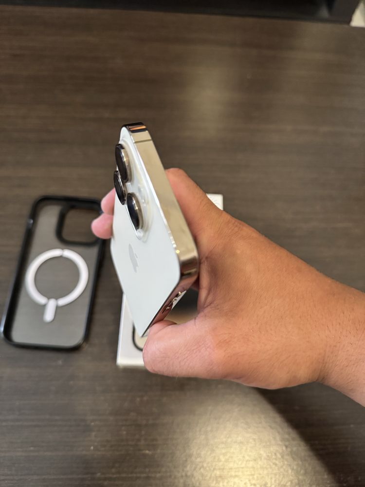 Iphone 14 Pro gold impecável