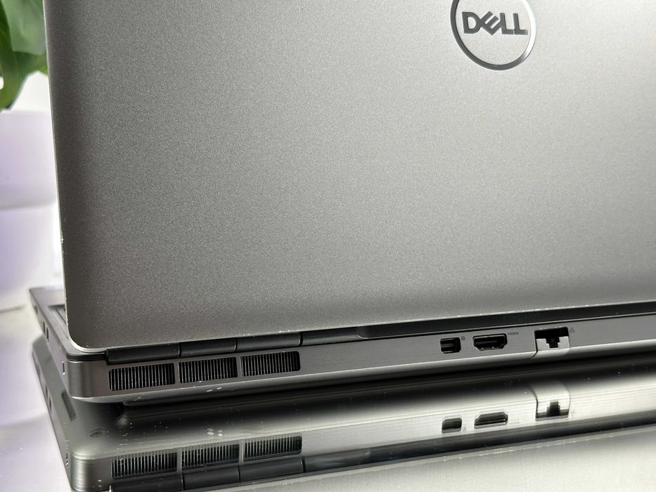Mobilna Potęga Dell Precision 7560 i7 32GB 1TB Nvidia FHD 15,6 Mistrz