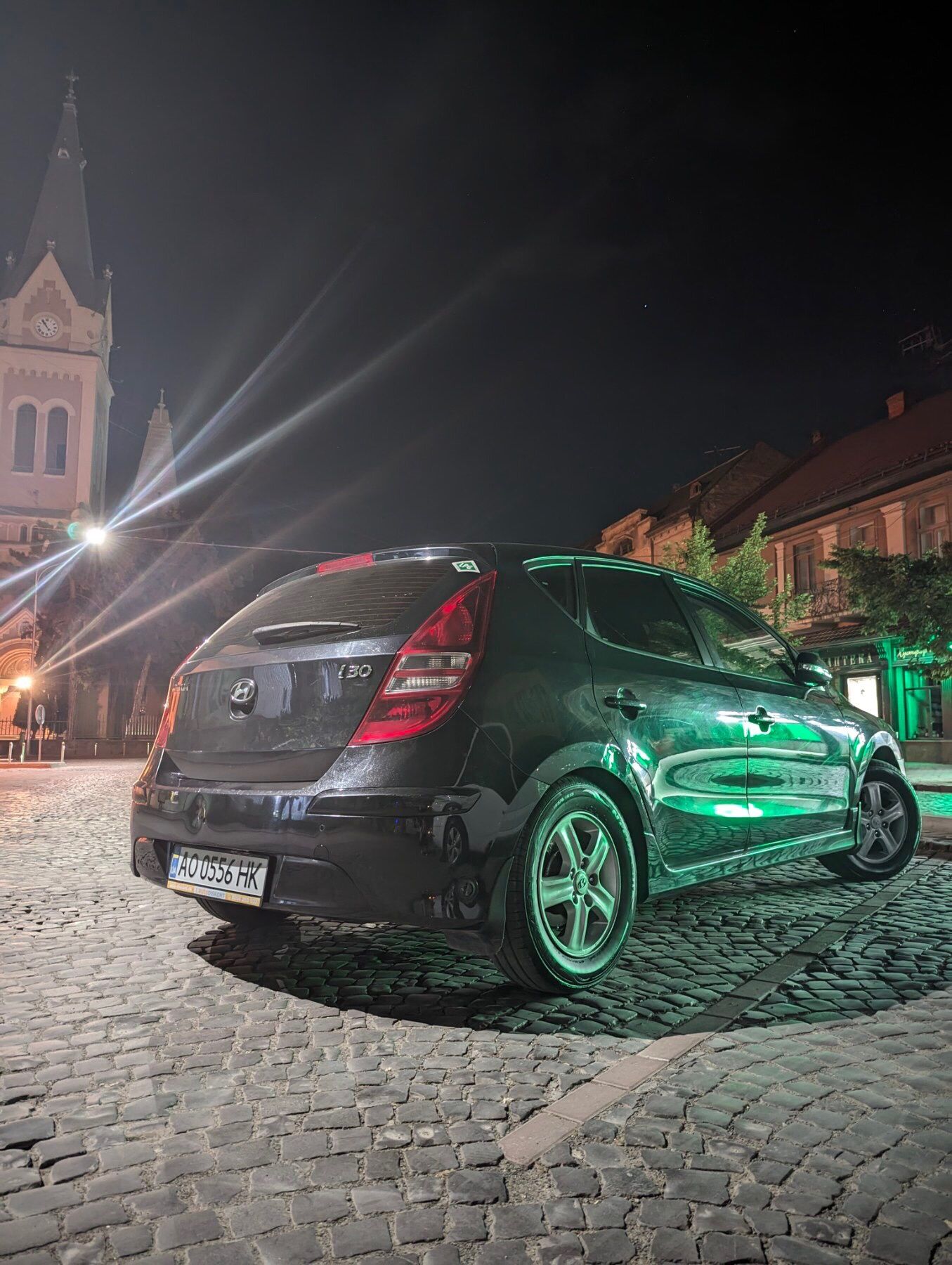 Легковий автомобіль Hundaj i30 2010 року, двигун 1,6