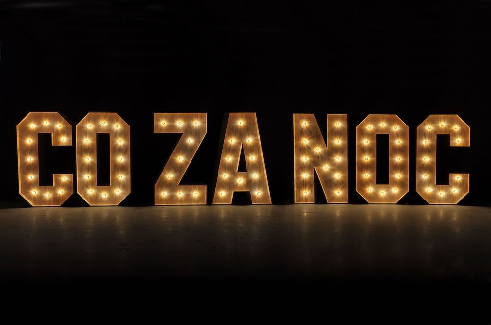 Fotobudka 360, ciężki dym, fontanny, iskier, kolorowe dymy,napisy duże