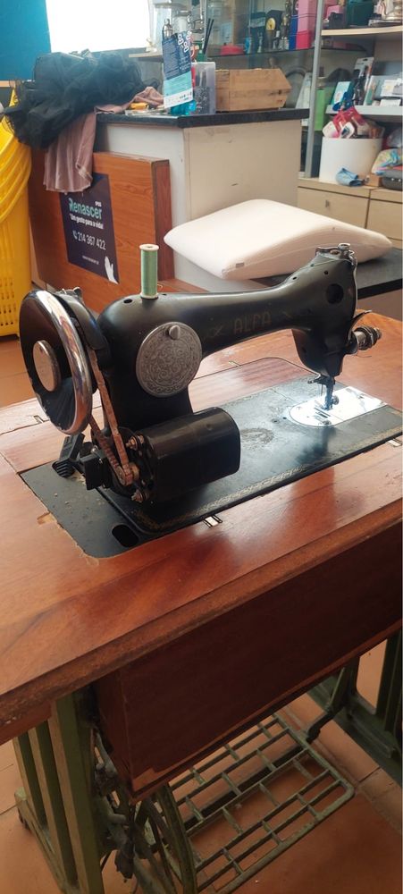 Maquina de costura