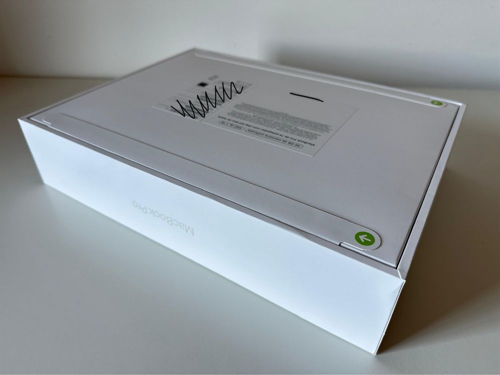 Macbook Pro 14” M3 Max 36GB Ram 1TB SSD | Novo, selado