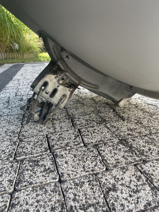 Talerz satelitarny TV 73cm z uchwytem