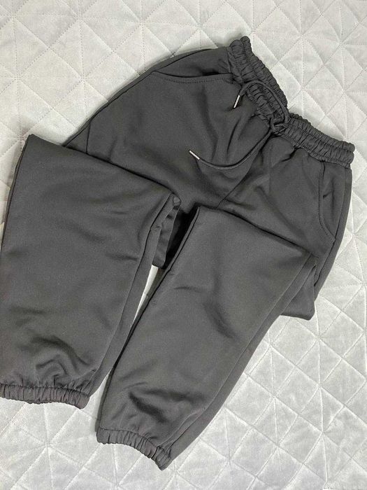 Жіночі штани джоггери