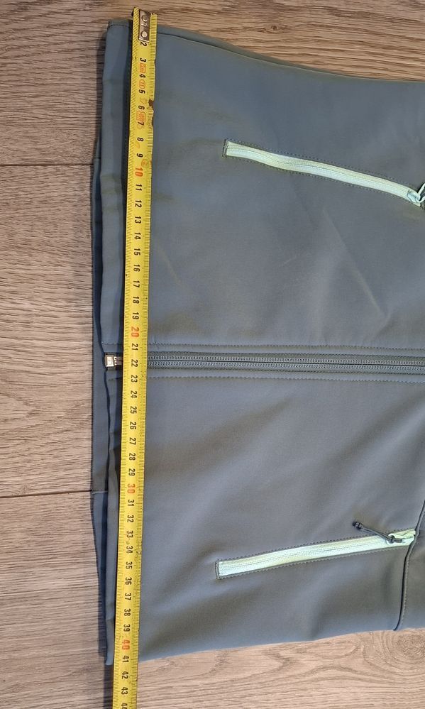 Kurtka dziewczęca softshell Quechua 131-140