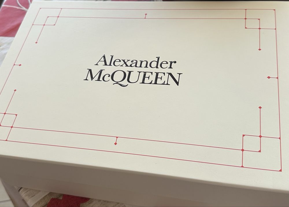 Alexander mcqueen