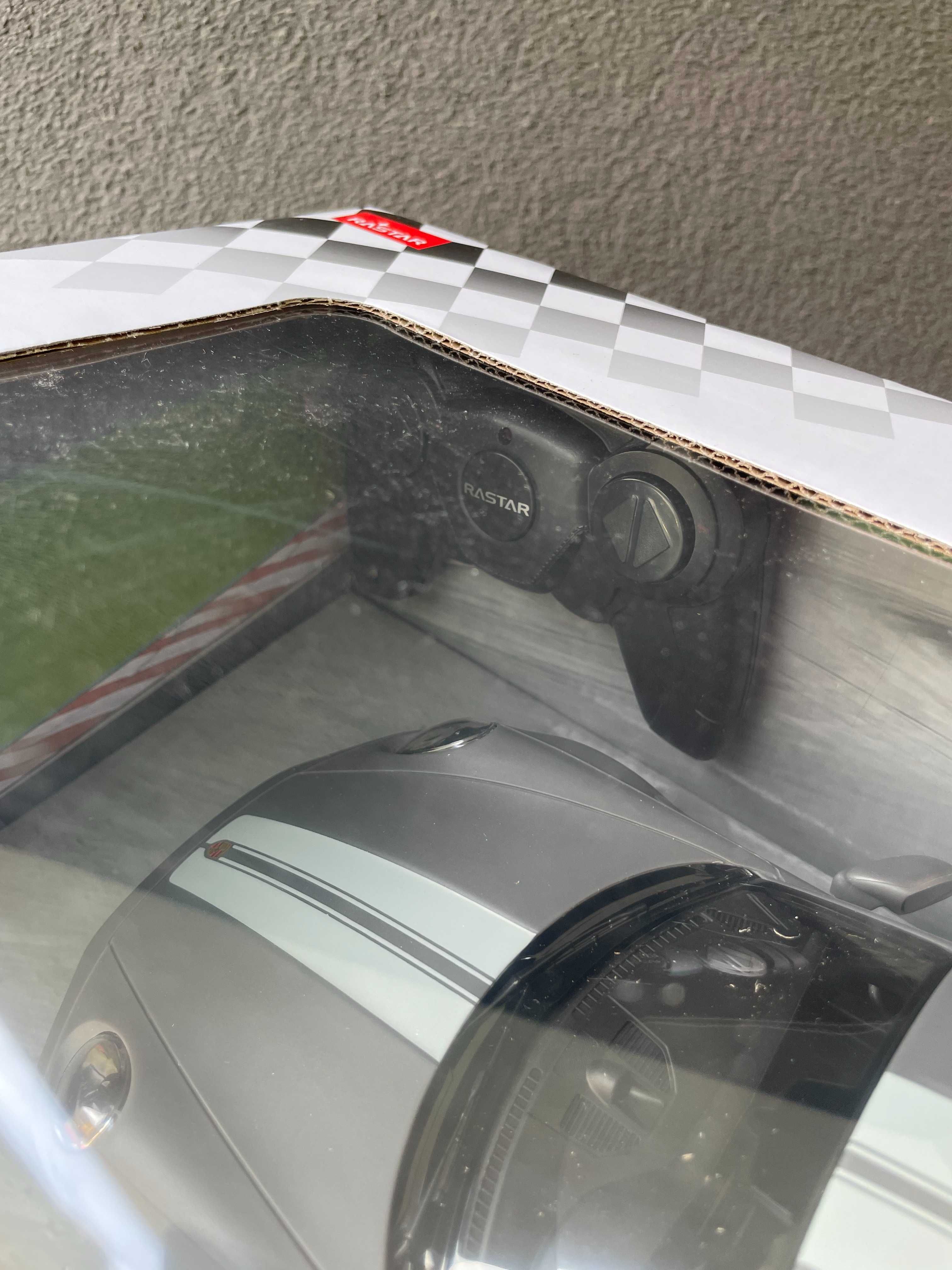 Porsche 911 Sport Classic – zdalnie sterowany model R/C, skala 1:16