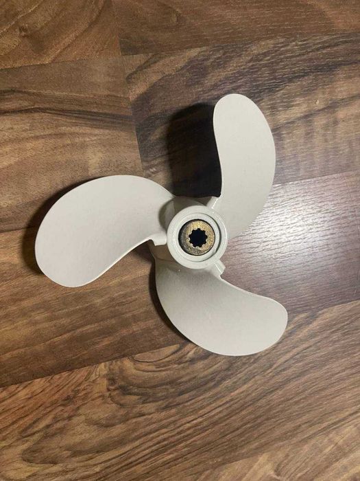 Новый Гребний гвинт Yamaha F2.5 / 3 / F2