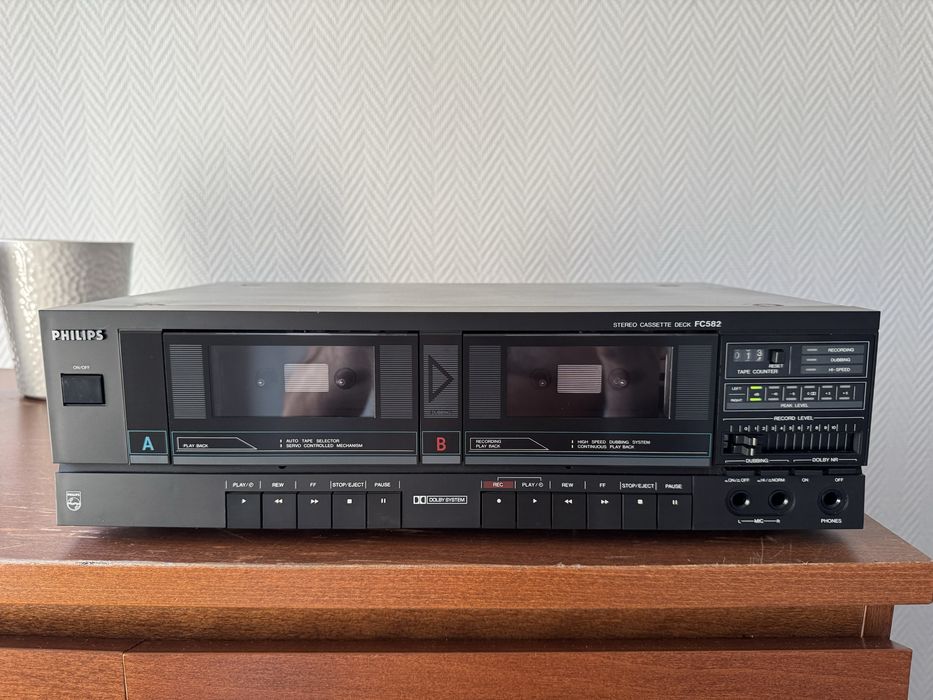 Magnetofon Philips FC 582