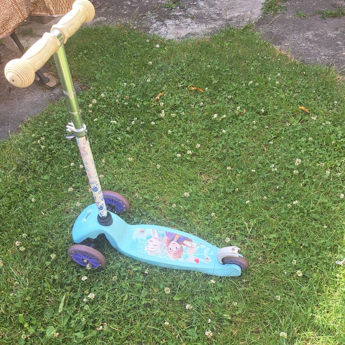 Hulajnoga dla dziewczynki