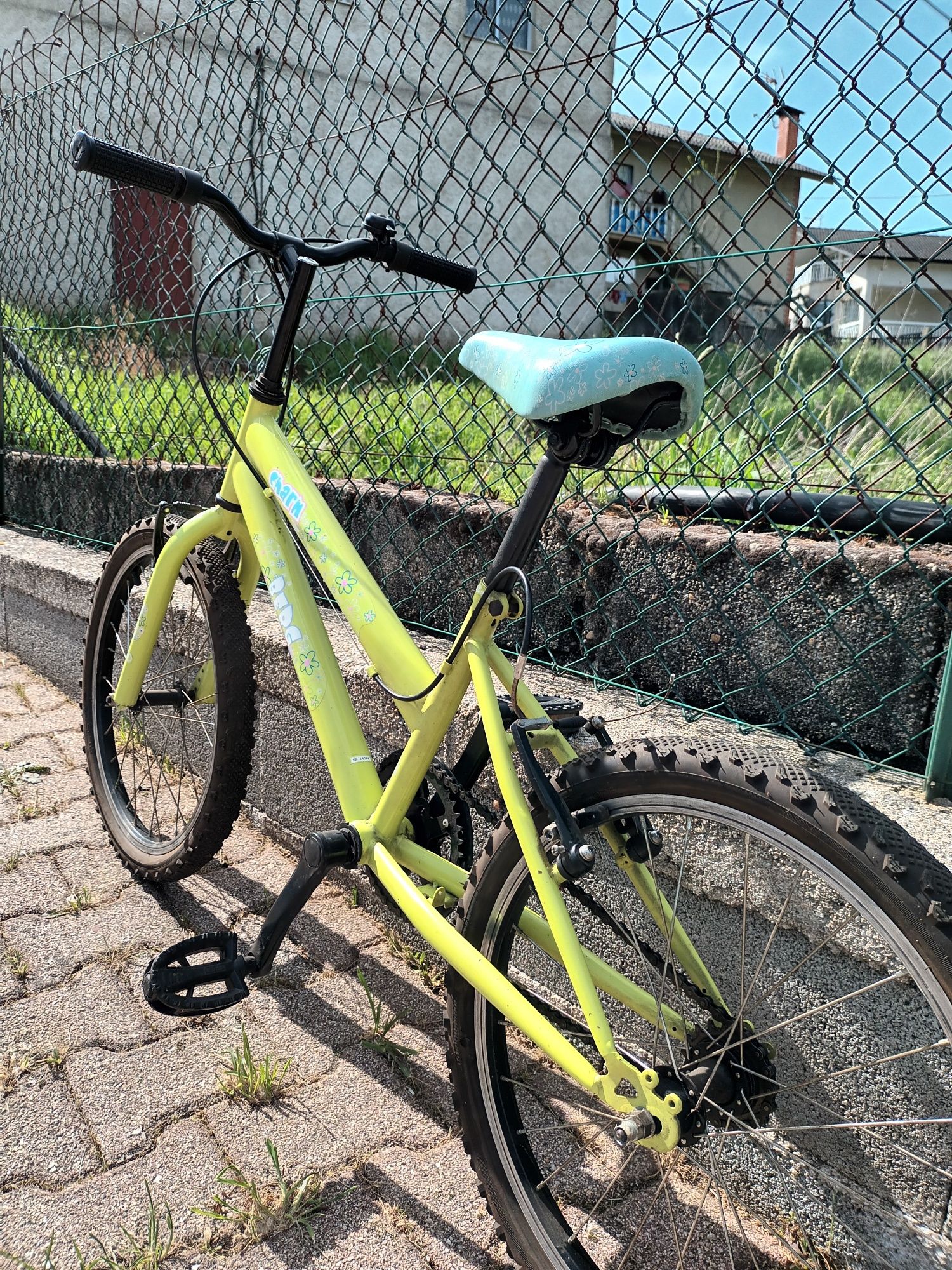 Vendo bicicleta de jovem