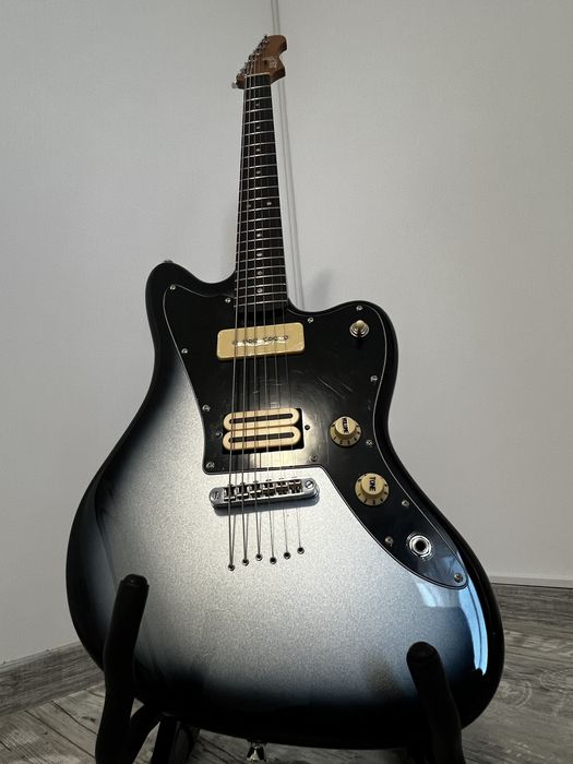 Електрогітара JET Guitars JJ-350 Baritone Moonburst + DiMarzio x2n
