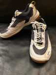 Buty tenisowe damskie Bnwt Yonex UK 9 rozm 43 badmintona