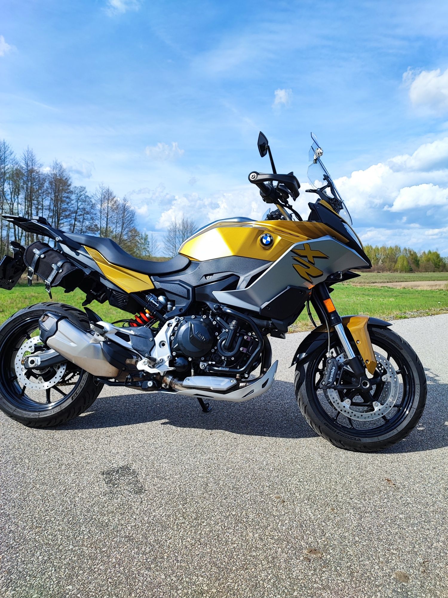 Sprzedam motocykl BMW F900xr z 2021r