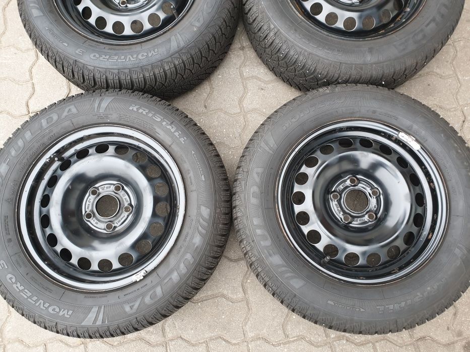 Koła zimowe Felgi 15" Opel Astra K Aveo z czujnikami 5x105 BdbStan