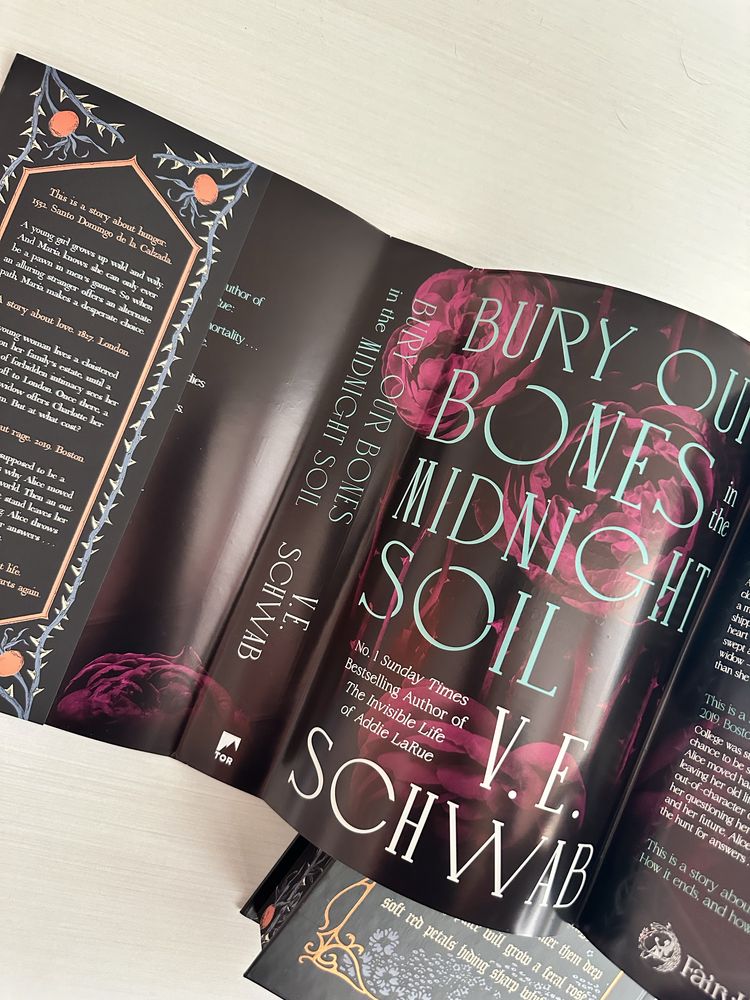 Bury our bones in the soil, V.Schwab Fairyloot