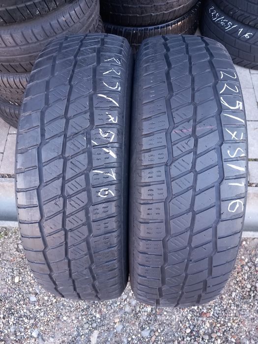 2x Opony Używane Całoroczne 225/75R16C Goodride