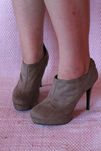Buty zamszowe(nubuk) beżowe przed kostkę( NEW LOOK)