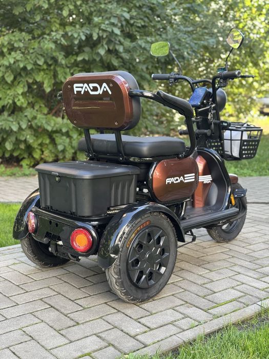 Єлектро скутер,трицикл Fada 1100W